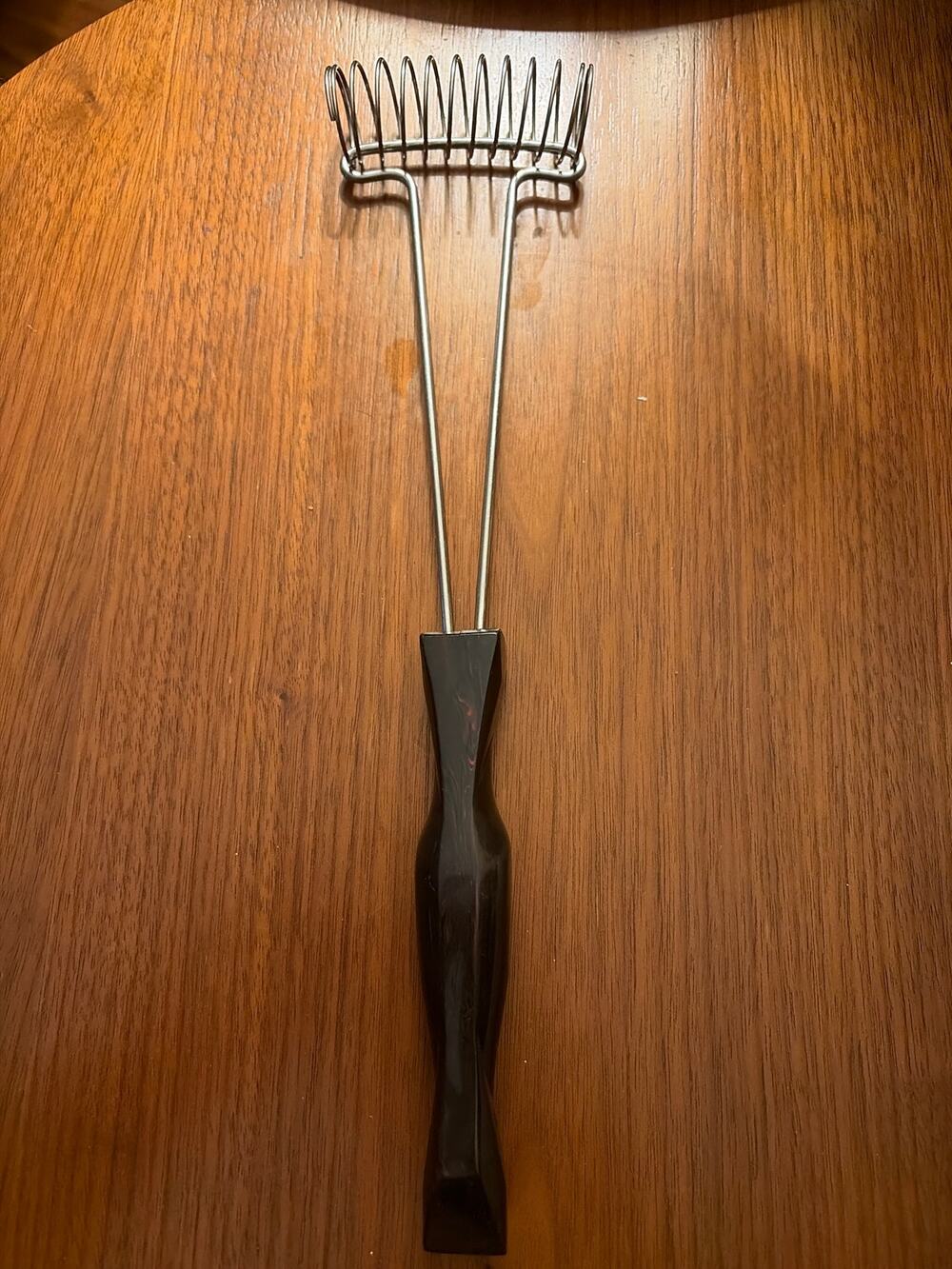 CUTCO 1714 MIX-STIR WHISK MIXING STIRRING BEATER 12 ¼” Classic Brown